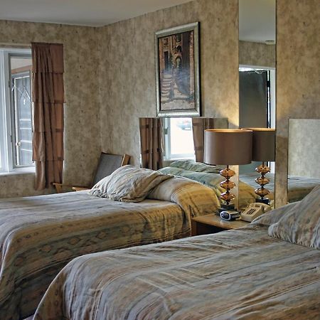 Motel Bellevue Saint-Joseph-de-Beauce エクステリア 写真