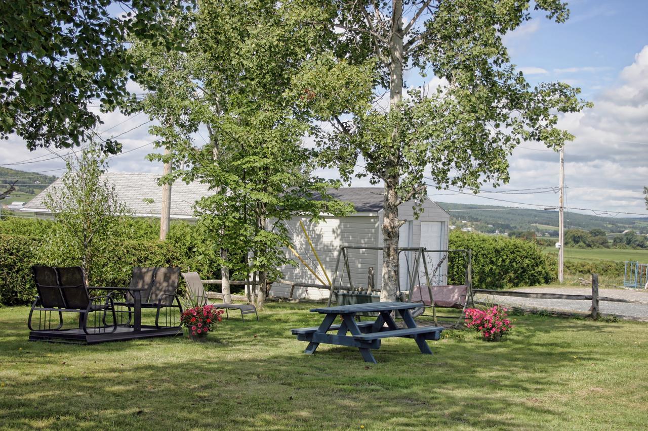 Motel Bellevue Saint-Joseph-de-Beauce エクステリア 写真